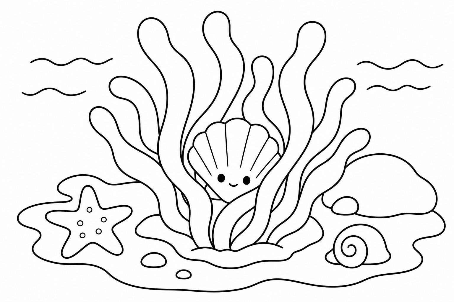 小贝壳藏在海草中