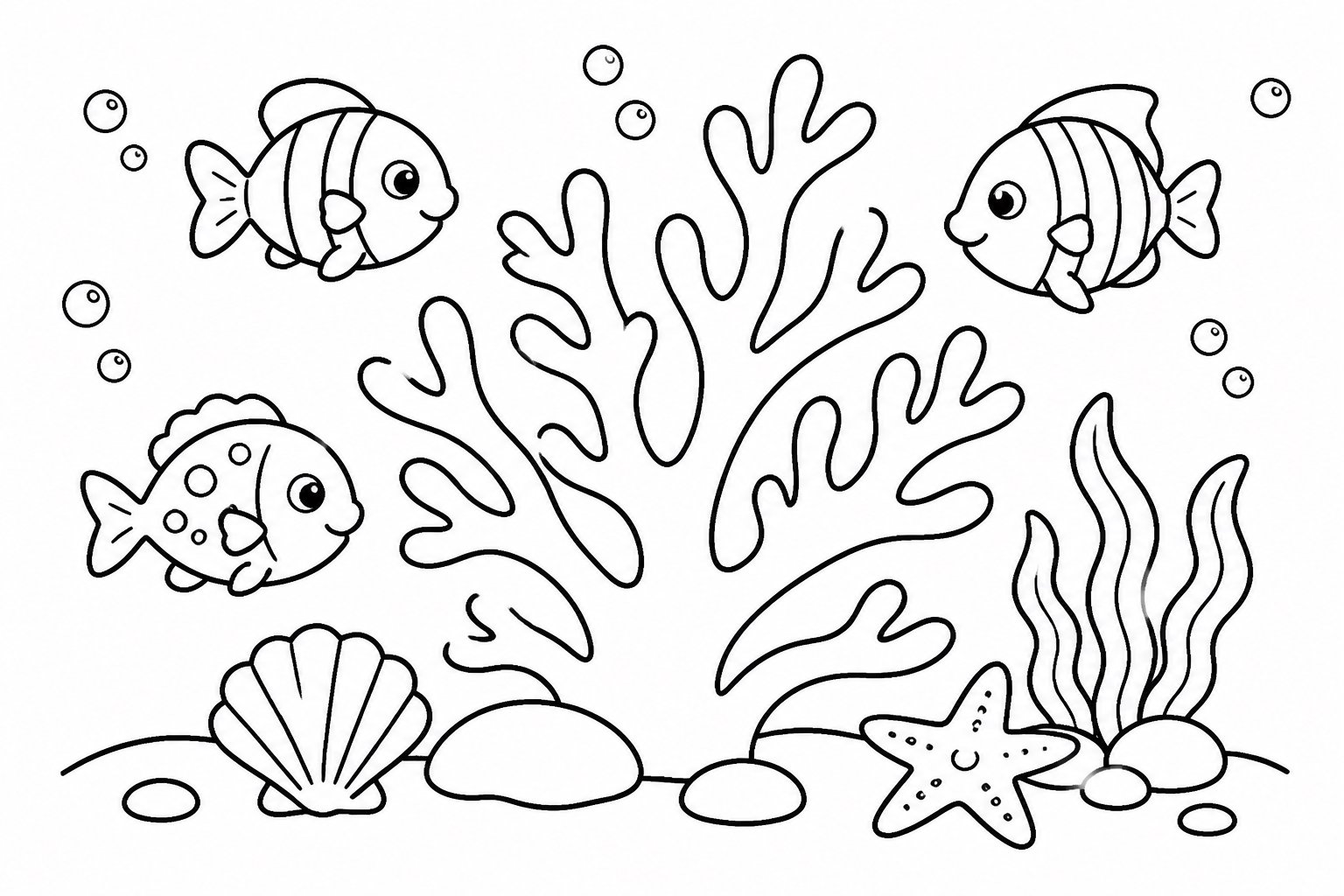 サンゴの枝のそばの小魚